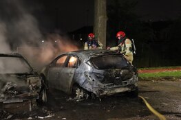 Drie auto's uitgebrand in Weesp