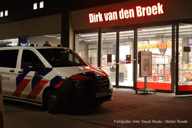 Overval op supermarkt Amsterdam, dader is voorvluchtig met buit