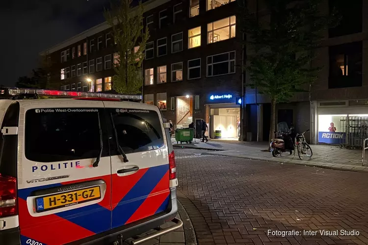Gewapende overval op supermarkt in West