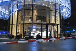 Overval op Fletcher hotel aan de Schepenbergweg in Amsterdam