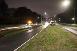 Auto in brand, een persoon aangehouden