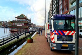 Lichaam gevonden in het water bij Oosterdok in Amsterdam
