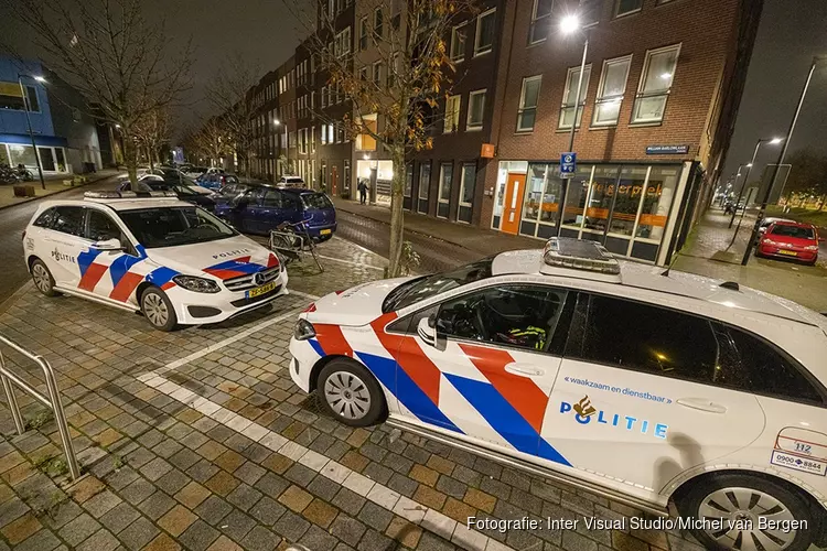 Woningoverval aan de William Barlowlaan in Amsterdam