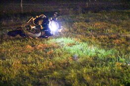 Motorrijder aangereden, veroorzaker crasht 15 km verder bij Amsterdam