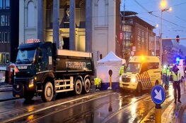 Persoon overleden bij ongeval op Waterlooplein