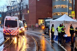 Persoon overleden bij ongeval op Waterlooplein