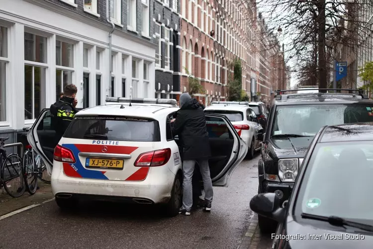 Arrestatieteam ingezet bij woningoverval in De Pijp