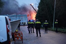 Uitslaande brand in jachthaven Nieuw-West