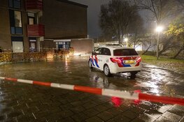 Politie doet onderzoek na schietpartij in Amsterdam Zuidoost