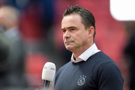 Ajax verlengt contract Marc Overmars