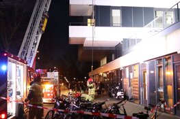 Vuurwerk zorgt voor brand in slaapkamer in Osdorp