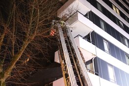 Vuurwerk zorgt voor brand in slaapkamer in Osdorp
