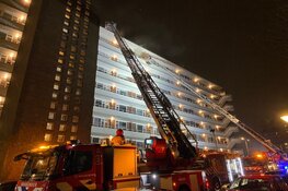 Brand in schoorsteen flatgebouw in Nieuw-West