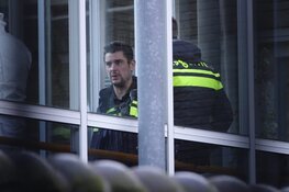 Grootschalig onderzoek nadat politie dode vrouw vindt in woning in Zuid