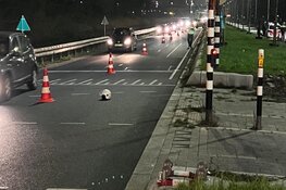Scooter crasht tijdens politie-achtervolging