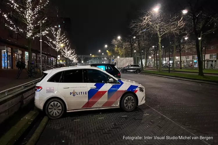 Bezorger overvallen om luttele pizza&#39;s in Amsterdam-Zuidoost