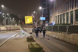 Auto gecrasht op Mauritskade