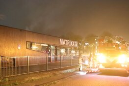 Brand op dak van jongerencentrum in Nieuw-West