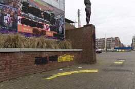 Olympisch Stadion beklad met anti-fascistische leuzen