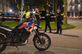 Gewonde bij schietincident bij flat in Amsterdam-Noord