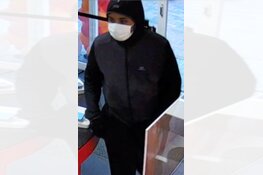 Overvallen telecomwinkels Bijlmerplein: politie zoekt informatie en roept op tot alertheid