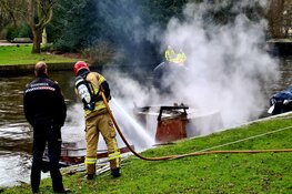 Gewonde bij brand op boot in Amsterdam-Zuid