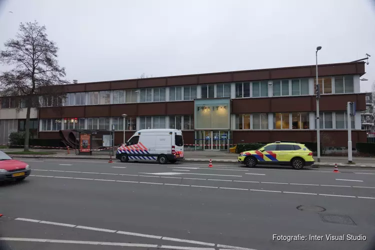 Vermoedelijk explosief gevonden bij politiebureau Buitenveldert