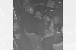 Gezocht: Inbraak bij en gewelddadige diefstal in coffeeshop Oudebrugsteeg