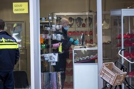 Juwelier overvallen op Bijlmerplein