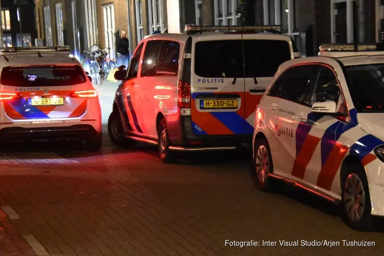 Politie zoekt mogelijk gewonde man na schietincident
