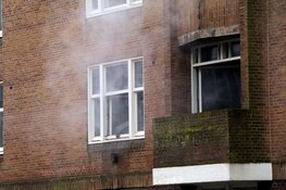 Woning Admiraal de Ruijterweg uitgebrand door accu e-bike