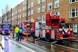 Woning Admiraal de Ruijterweg uitgebrand door accu e-bike