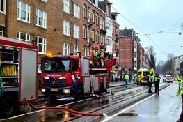 Woning Admiraal de Ruijterweg uitgebrand door accu e-bike