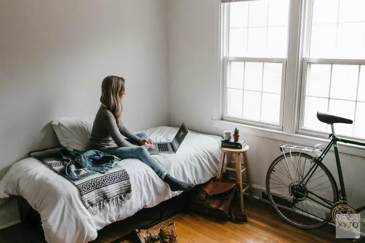 Eerste Amsterdamse jongere op Kamers met Aandacht