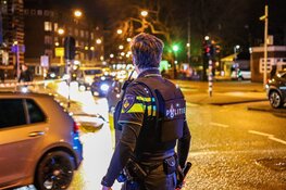 Politie massaal naar Leidseplein na melding overval en gijzeling