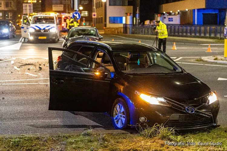 Politie onderzoekt ongeluk Haarlemmerstraatweg