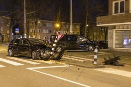 Meerdere gewonden bij ongeval tussen taxi en personenwagen in Amsterdam