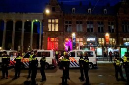 Demonstratie bij De Balie, tramverkeer omgeleid