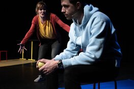 Krachtige vuist tegen depressie in het DeLaMar Theater