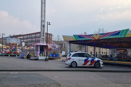 Twee personen vast in zweefmolen Amsterdam