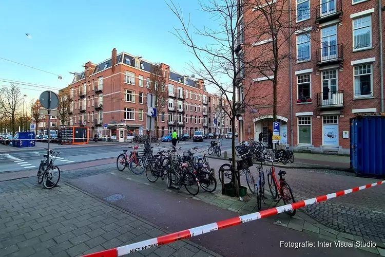 Politie zoekt getuigen en beeldmateriaal na schietpartij Admiraal de Ruijterweg