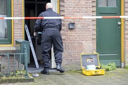 Overleden persoon aangetroffen na brand in woning Amsterdam