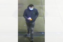 Gezocht: Gebruik maken van gestolen bankpas op verschillende locaties in Amsterdam