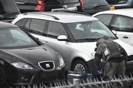 Explosief aangetroffen in auto bij politie-opslagterrein