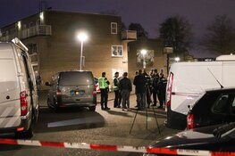 Explosie in Amsterdam-Noord, voordeur eruit geslagen