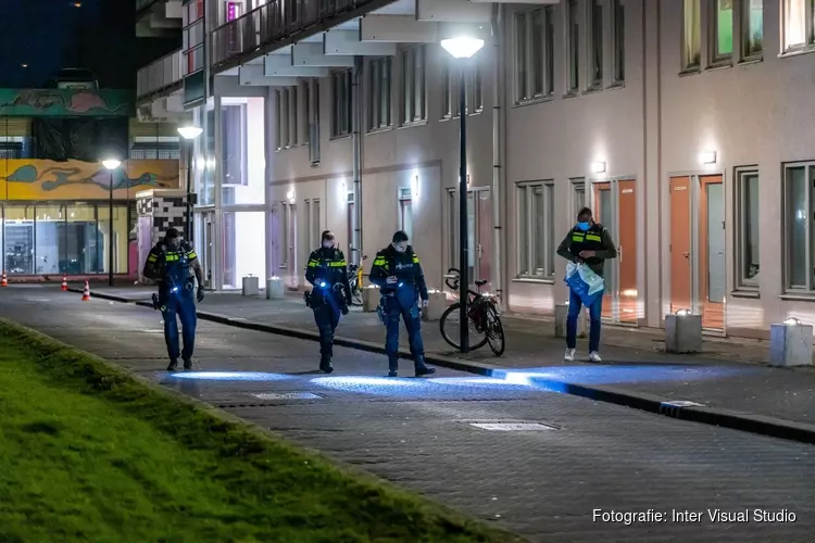 Mogelijk schietincident aan Hogevecht in Amsterdam