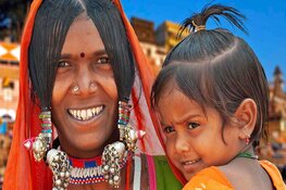 Chris Hinze met "Incredible India" in Kerk de Duif