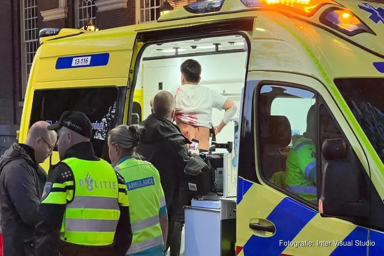 Steekincident in Handboogstraat in Amsterdam