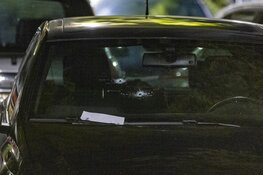 Geparkeerde auto beschoten in Zuidoost