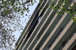 Gewonde bij uitslaande brand in flat Osdorp